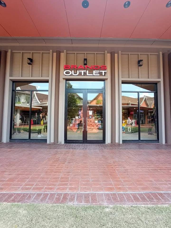 เสื้อผ้าชุมชน